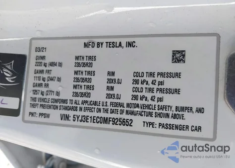 2021 Tesla Model 3 Performance Dual Motor All-Wheel Drive z USA, uszkodzony, nr VIN 5YJ3E1EC0MF925652